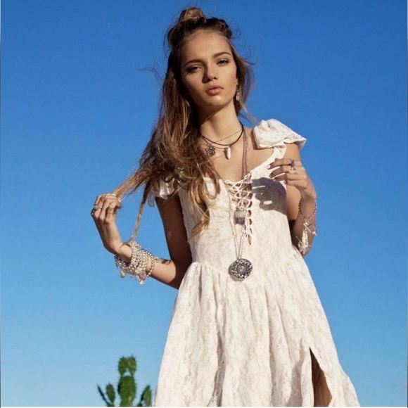 NWOT Glastonbury Dress - Picture 3 of 16